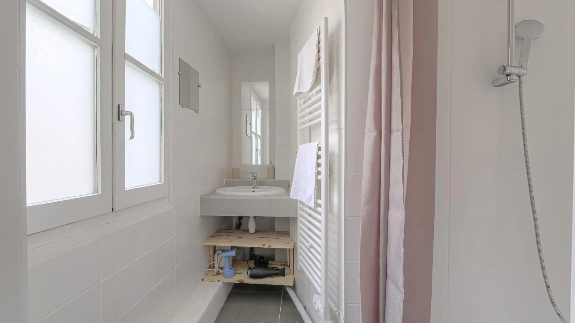 Appartement Spacieux Et Charmant A Cordeliers Lyon