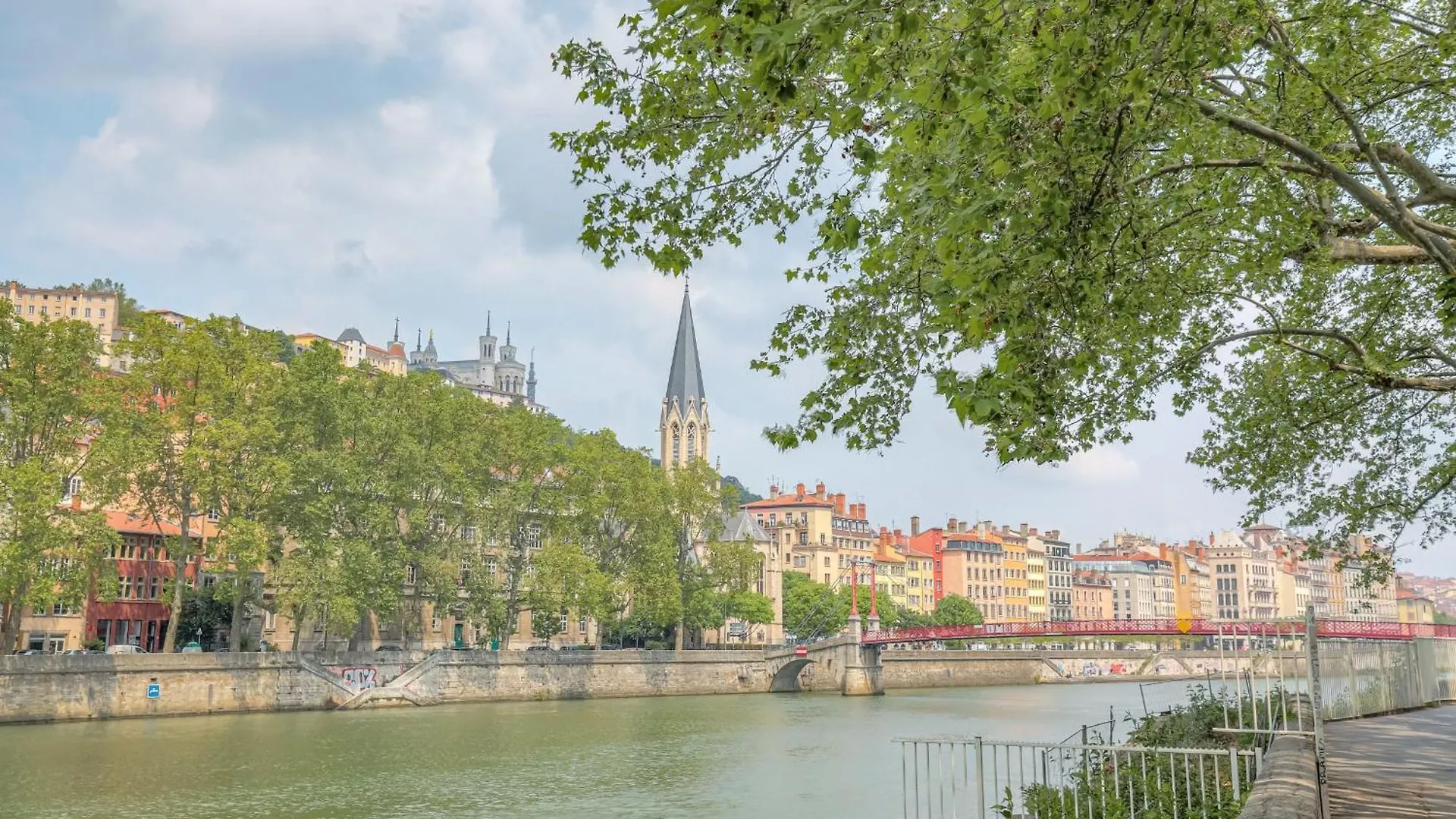 Appartement Spacieux Et Charmant A Cordeliers Lyon
